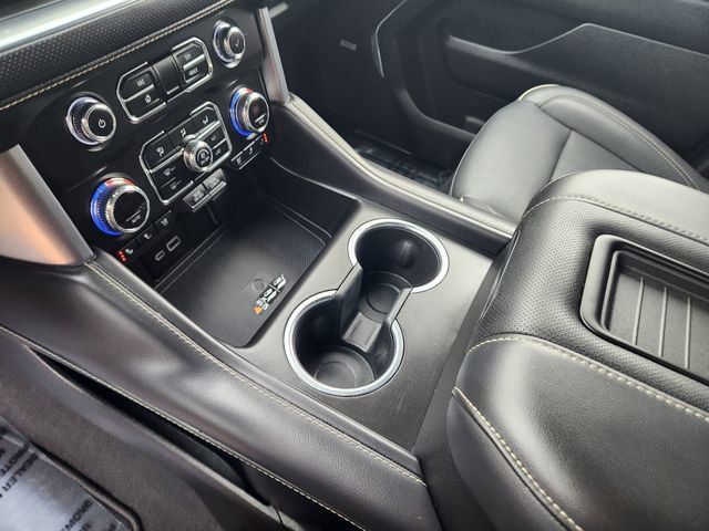 Used 2023 GMC Yukon SLT w/ SLT Luxury Package image 20