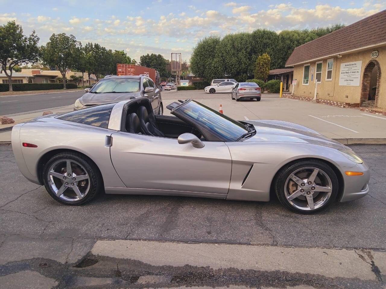 Used 2005 Chevrolet Corvette Base 2dr Coupe w/ Preferred Equipment Group image 11