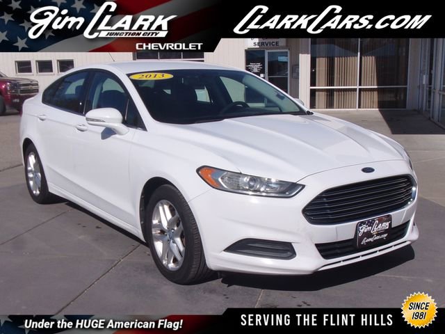 Used 2013 Ford Fusion SE image 1