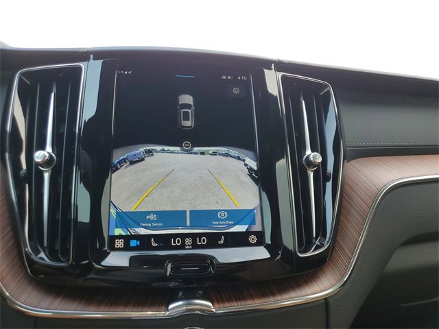 Used 2025 Volvo XC60 B5 Ultra w/ Protection Package Premier image 15