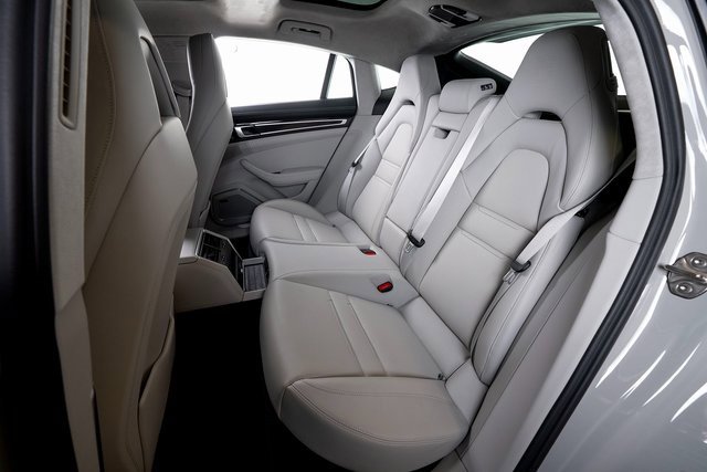 Used 2023 Porsche Panamera Turbo S image 22