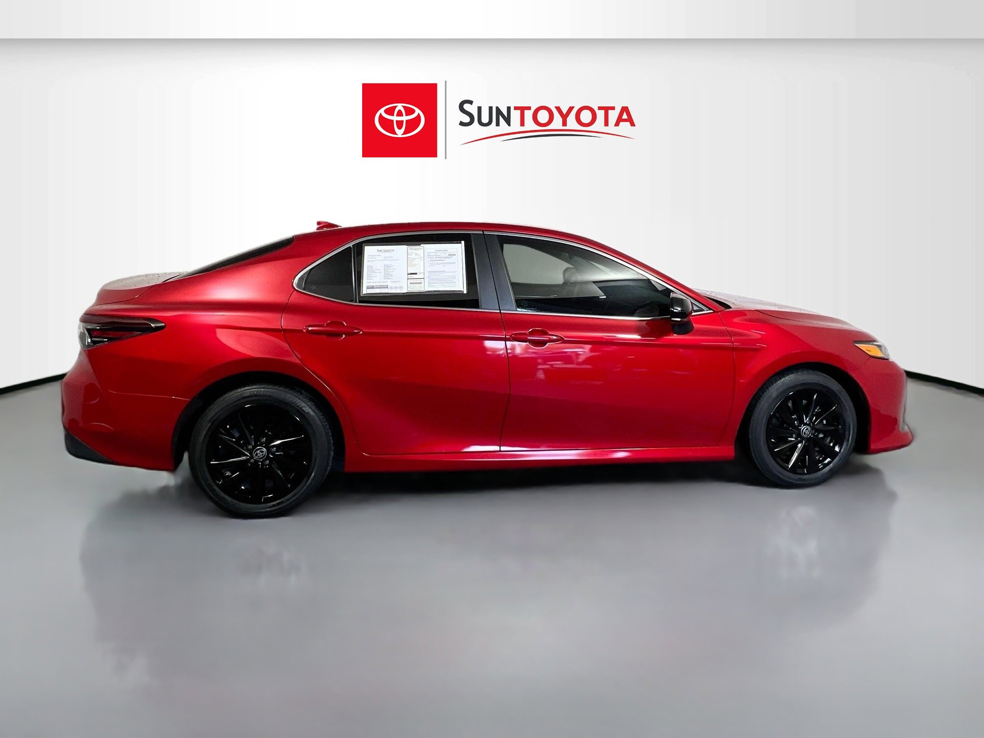 Used 2023 Toyota Camry LE image 2