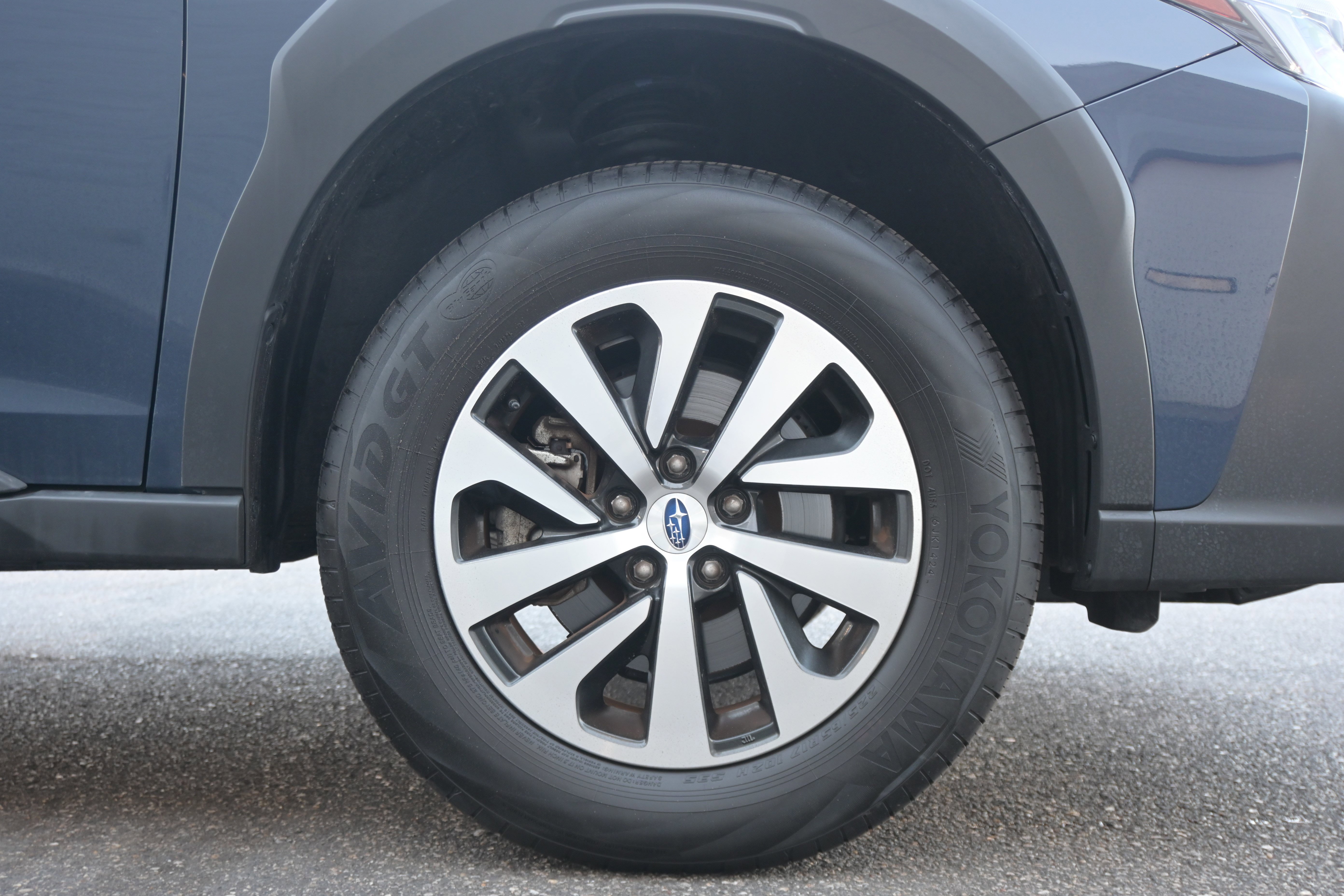 Certified 2025 Subaru Outback Premium image 13