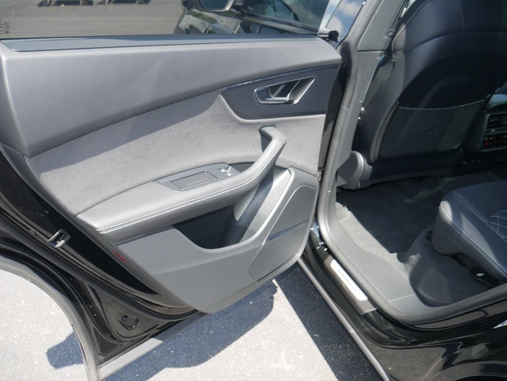 Certified 2024 Audi SQ8 Premium Plus w/ S Sport Package AWD/4WD image 15