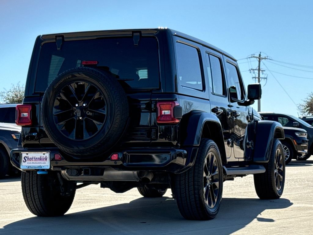 Used 2021 Jeep Wrangler Unlimited Sahara image 8