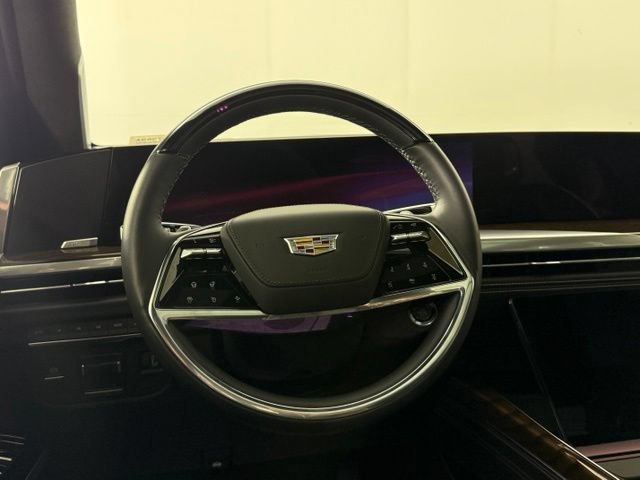 Certified 2025 Cadillac Escalade ESV Sport Platinum w/ LPO, ONYX Package AWD/4WD image 23