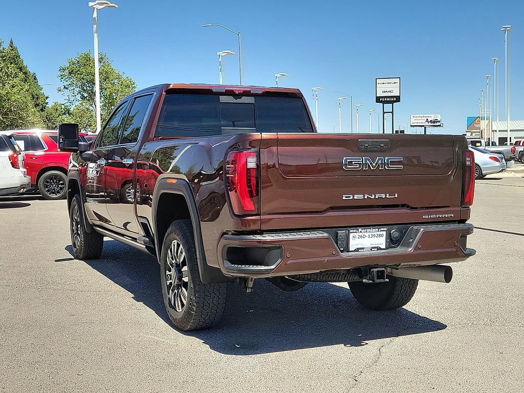 Used 2024 GMC Sierra 2500 Denali Ultimate AWD/4WD image 8