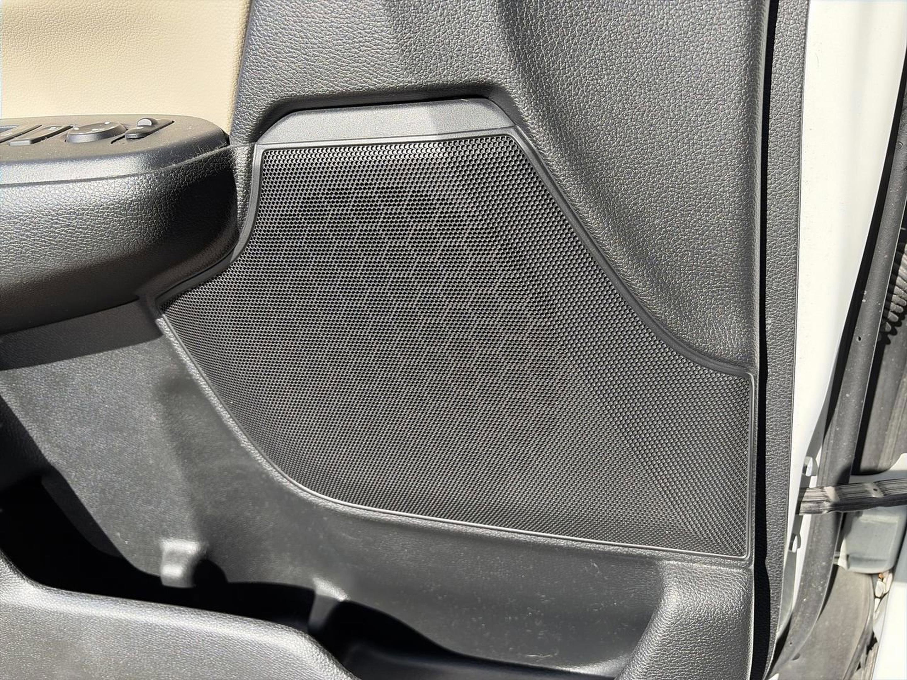 Used 2018 Honda CR-V LX image 28