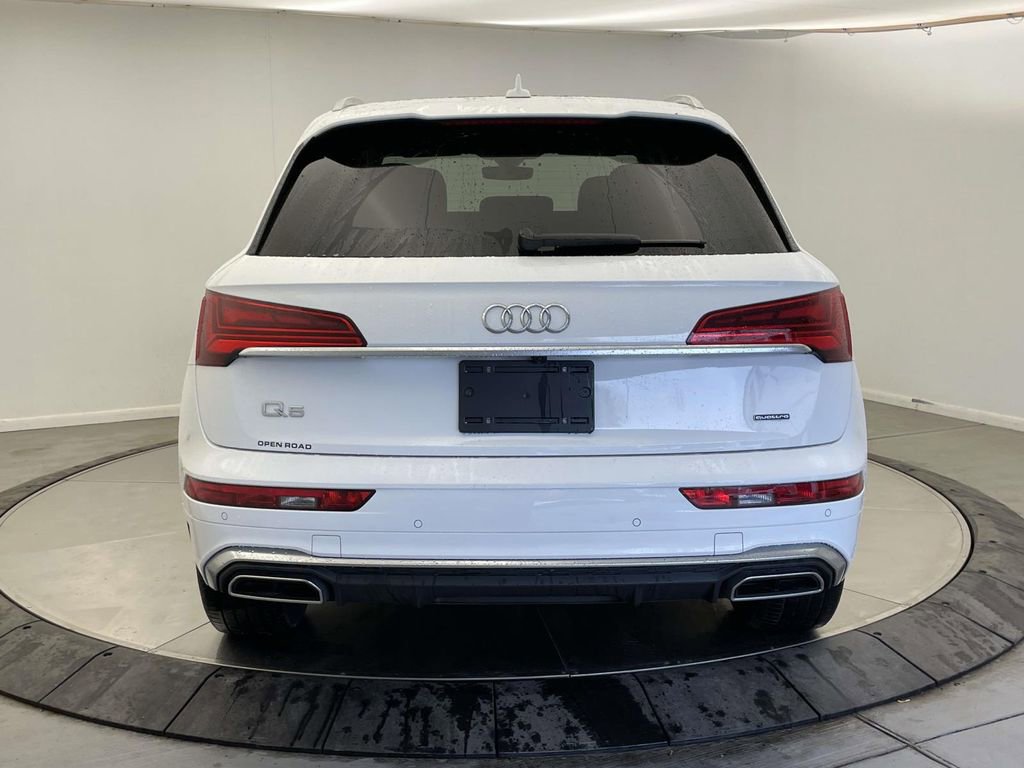 Certified 2023 Audi Q5 2.0T Premium w/ Convenience Package image 6