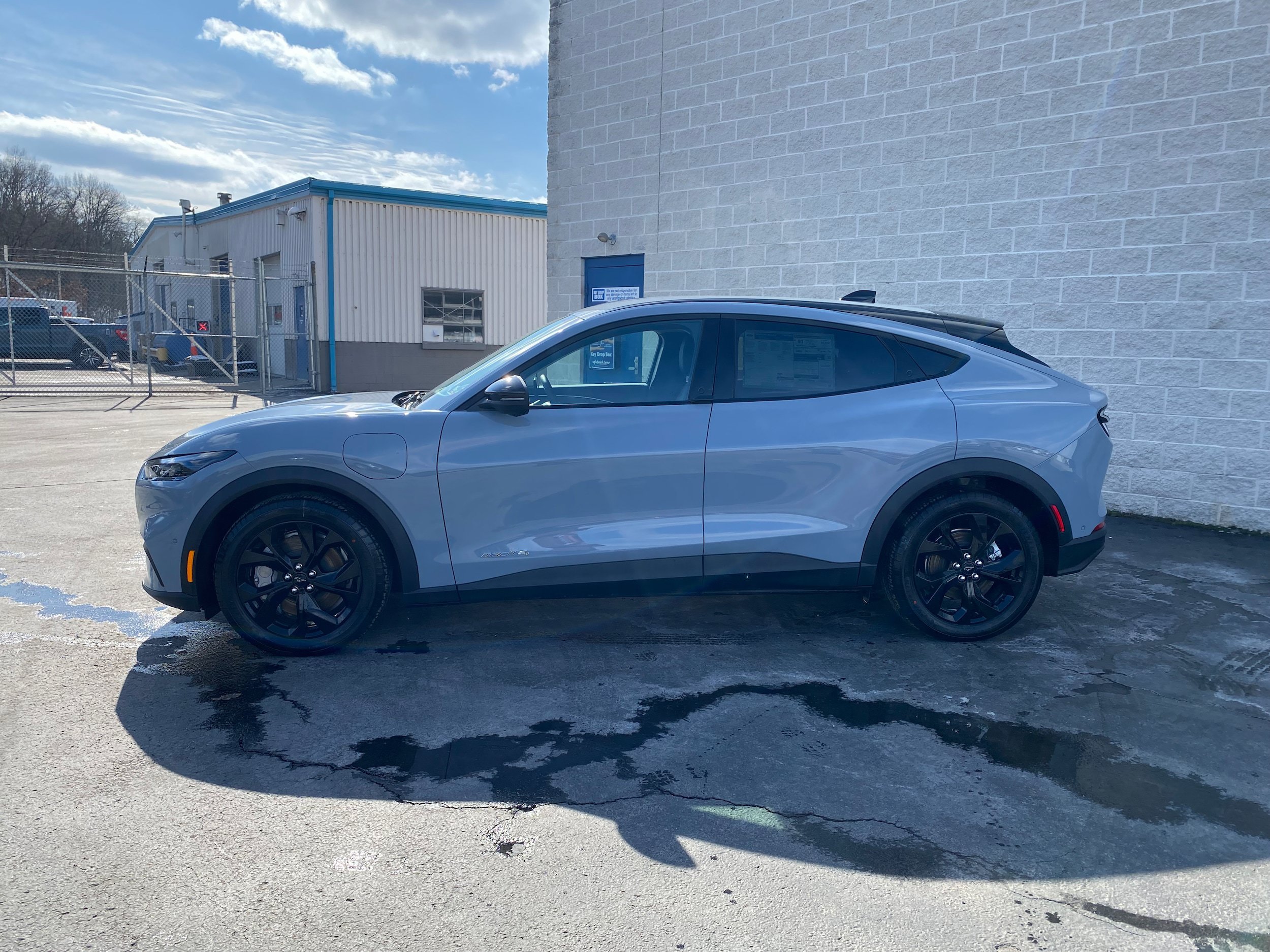 New 2024 Ford Mustang Mach-E Select w/ Comfort Package Lite AWD/4WD image 4