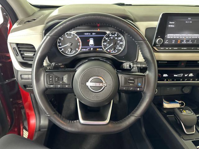 Used 2023 Nissan Rogue SV w/ SV Premium B Package AWD/4WD image 14