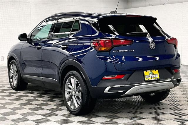 Used 2023 Buick Encore GX Essence w/ Experience Buick Package image 3
