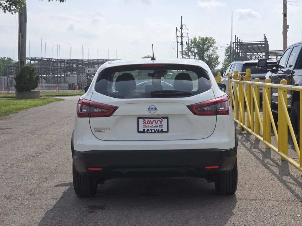 Used 2022 Nissan Rogue Sport S FWD image 13