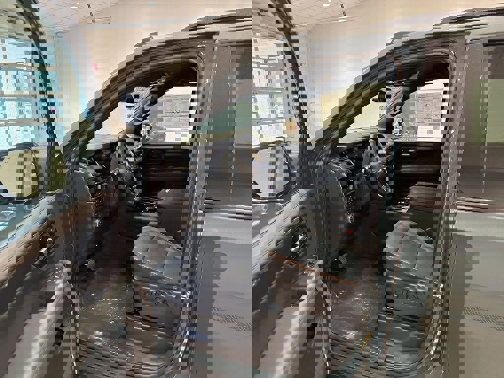 New 2026 GMC Yukon XL AT4 w/ LPO, Floor Liner Package image 23