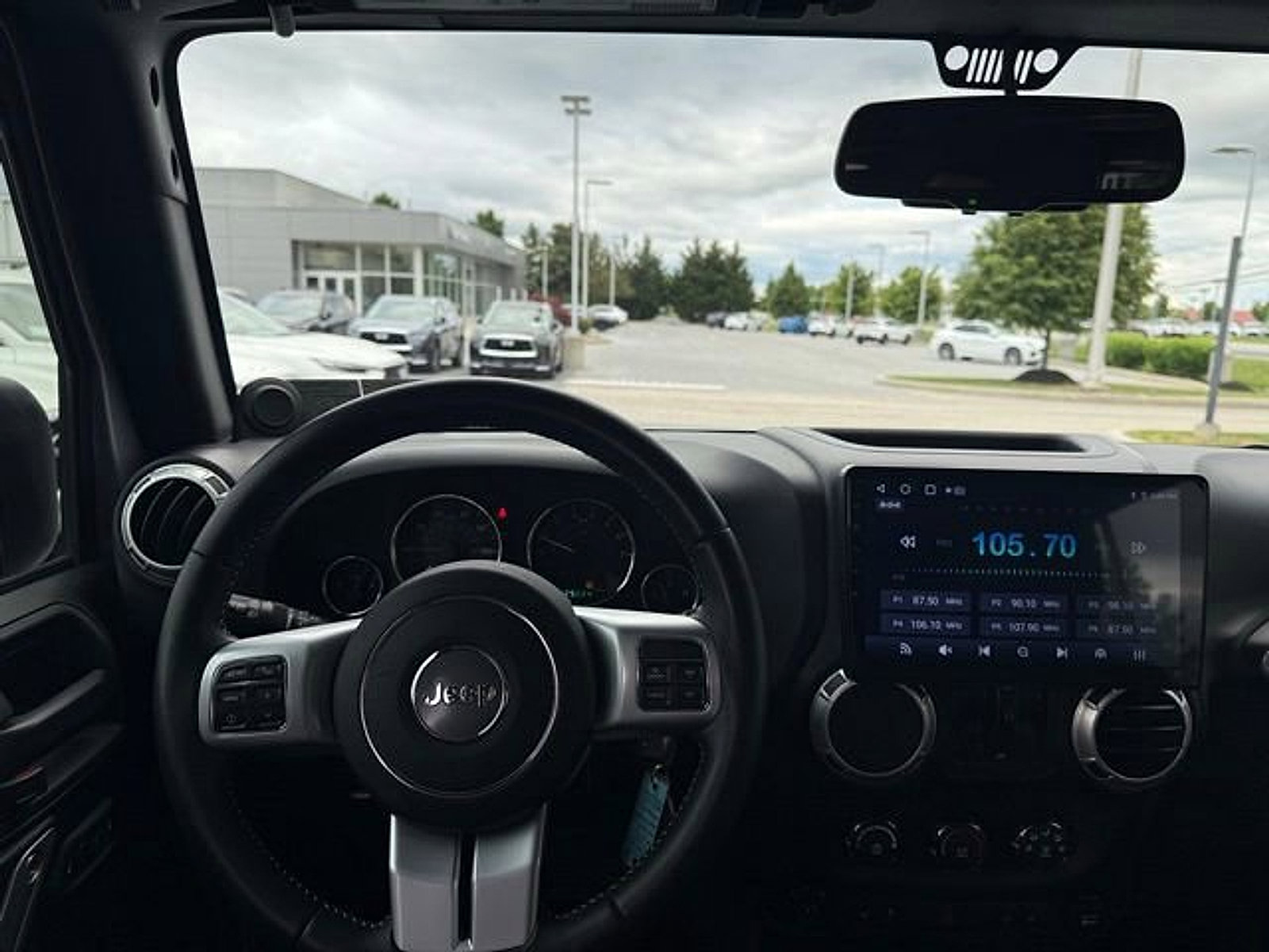 Used 2014 Jeep Wrangler Unlimited Sport AWD/4WD image 6