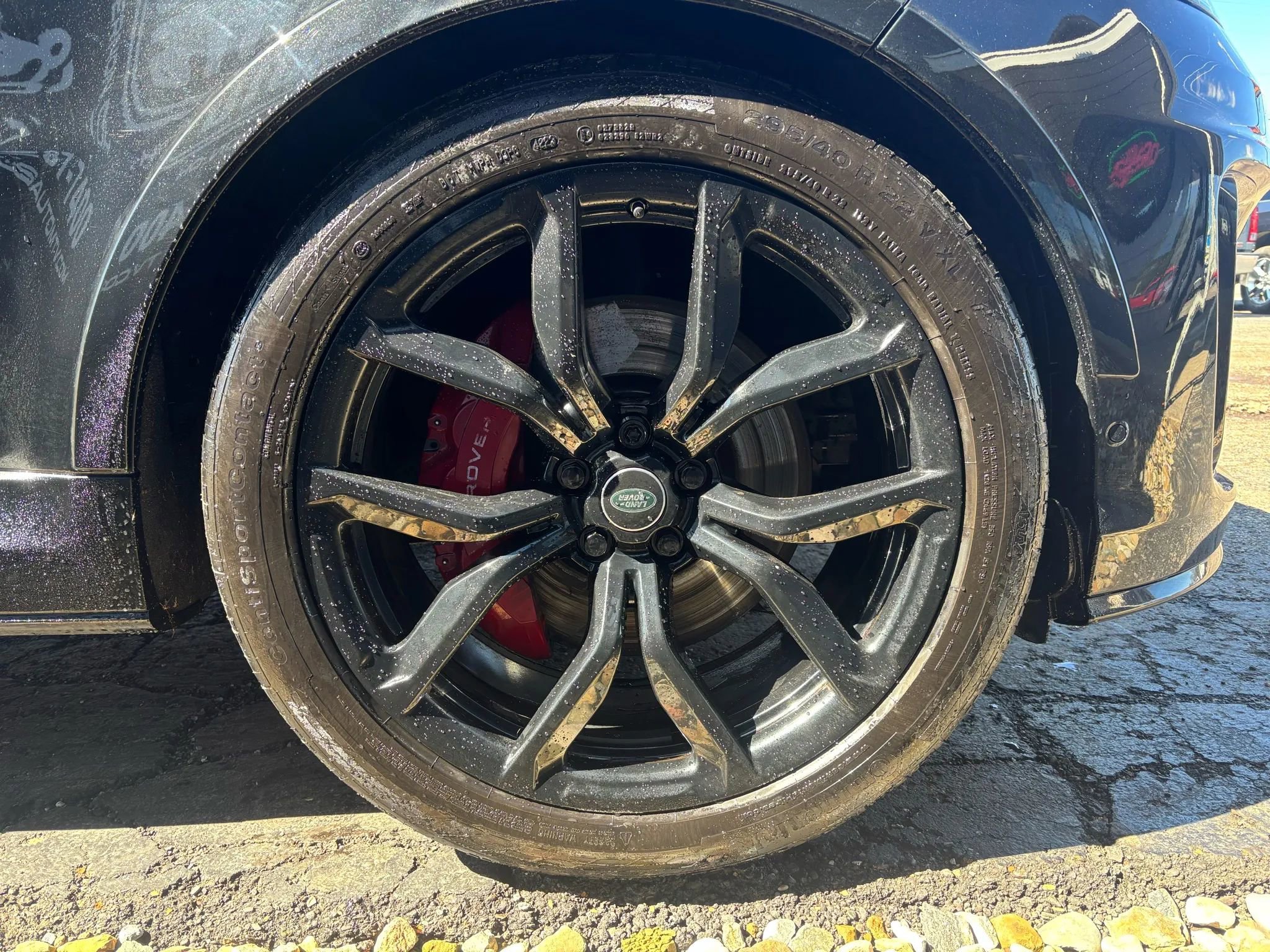 Used 2018 Land Rover Range Rover Sport SVR image 8