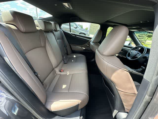 Used 2023 Lexus ES 350 w/ Premium Package FWD image 24