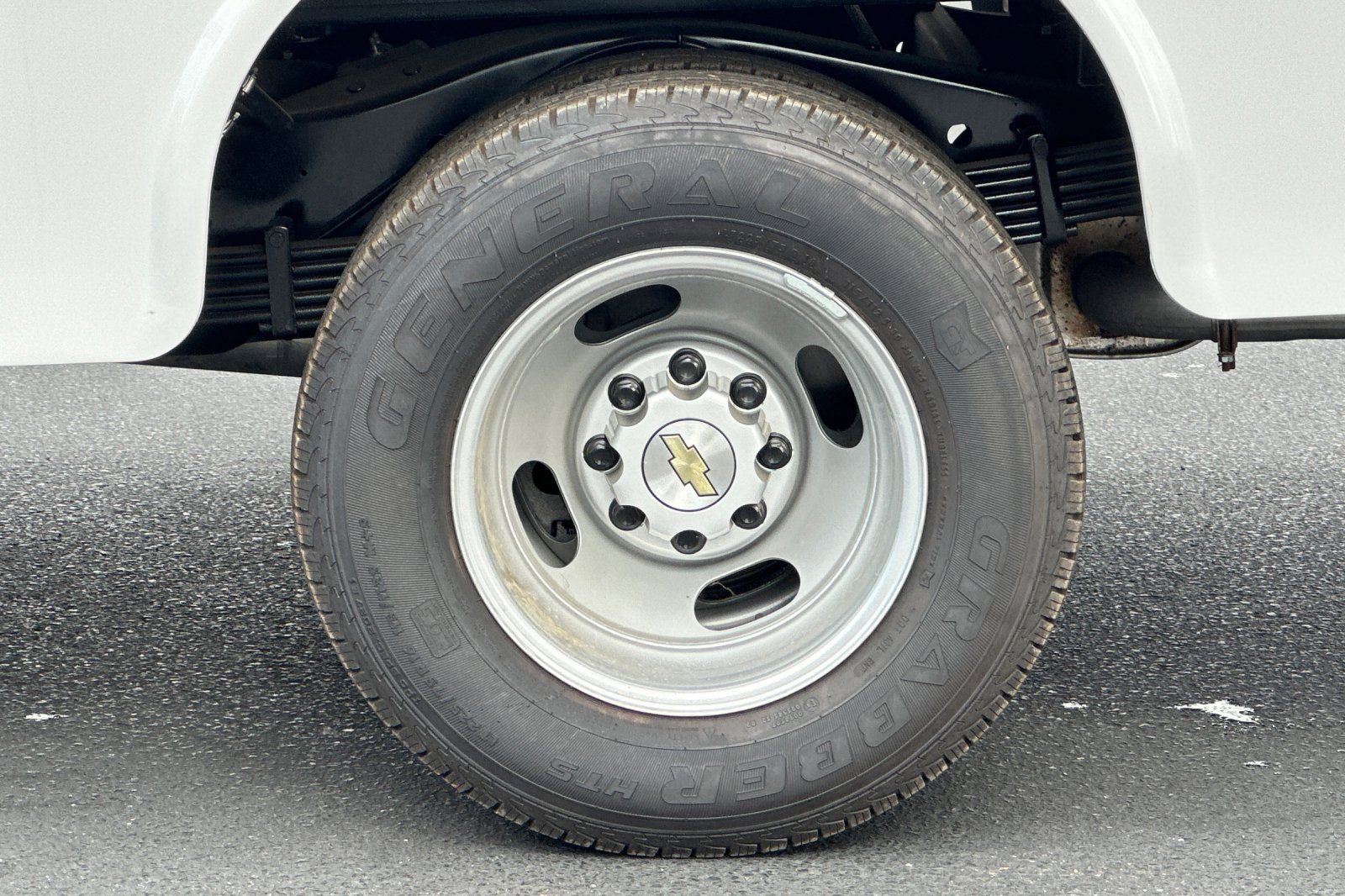 New 2024 Chevrolet Express 3500 w/ Power Convenience Package image 21