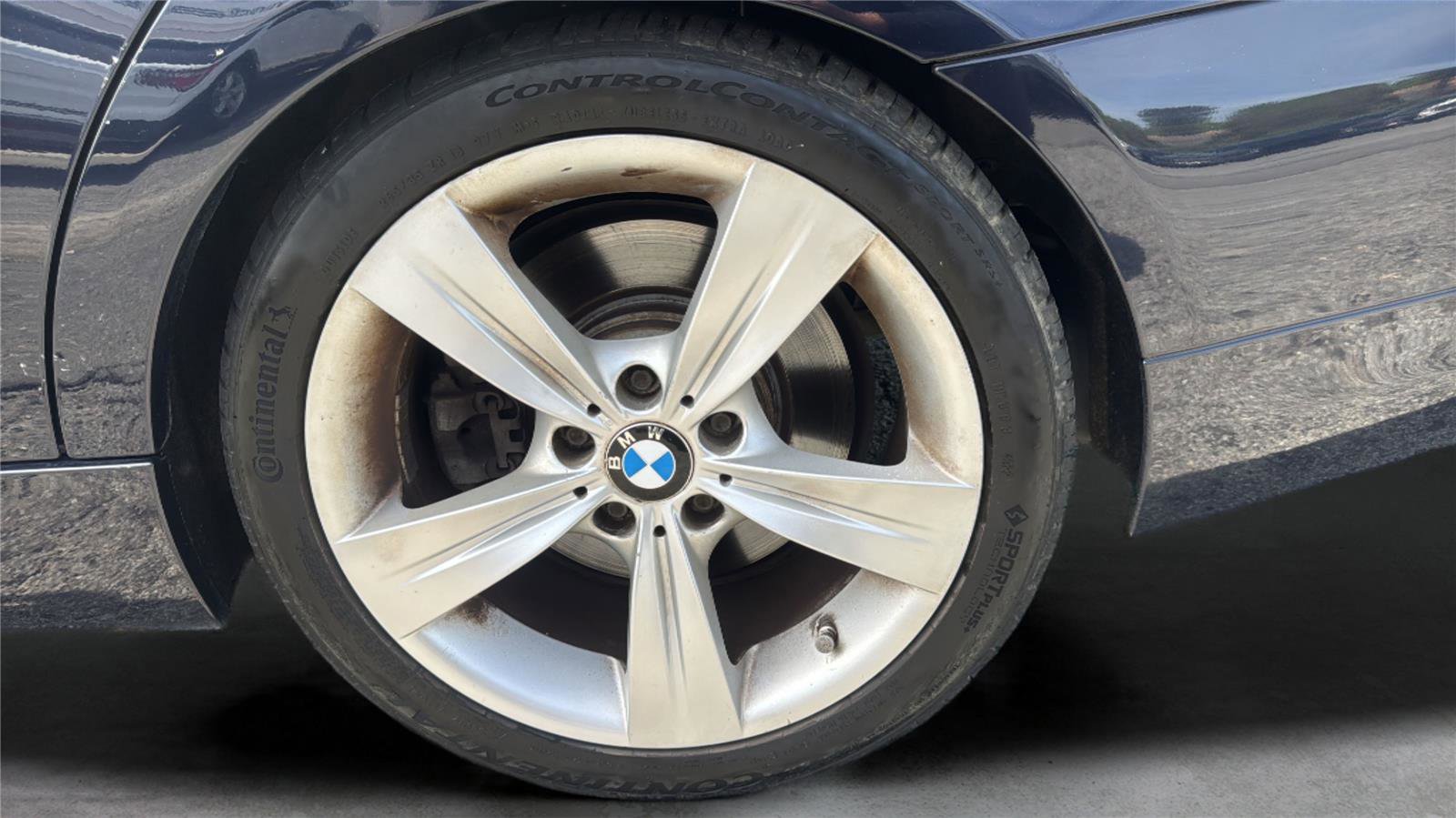 Used 2010 BMW 335i Sedan image 24