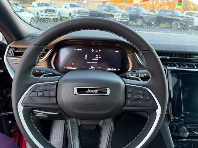 New 2025 Jeep Grand Cherokee Altitude image 21