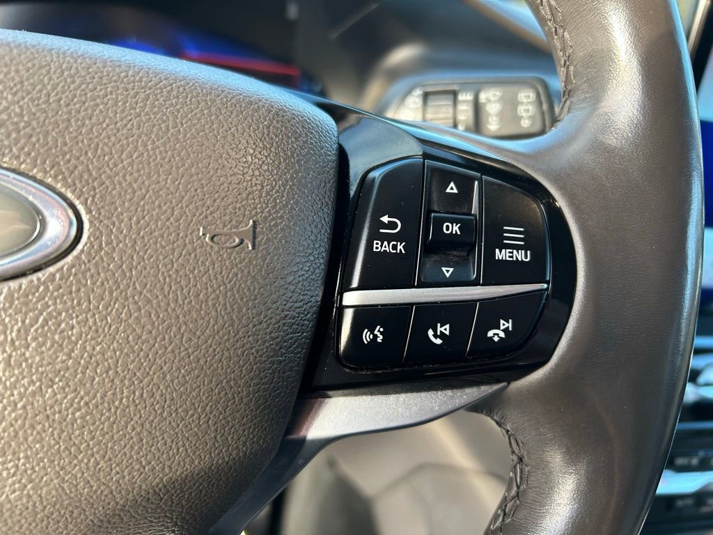 Certified 2022 Ford Explorer Platinum w/ Equipment Group 601A image 23