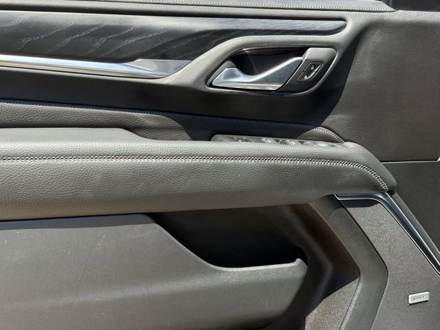 Used 2024 GMC Yukon XL Denali RWD image 28