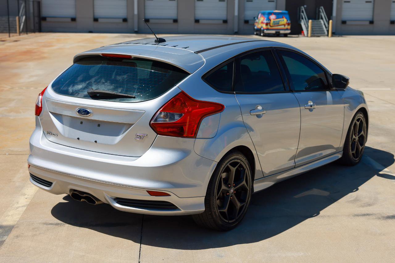 Used 2014 Ford Focus ST image 11