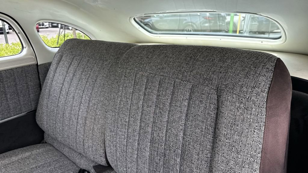 Used 2022 Chrysler Voyager LX image 20