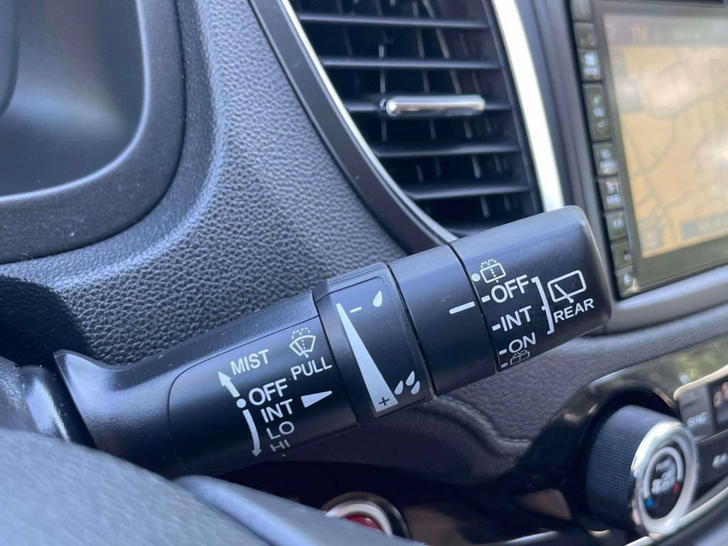 Used 2016 Honda CR-V Touring image 25