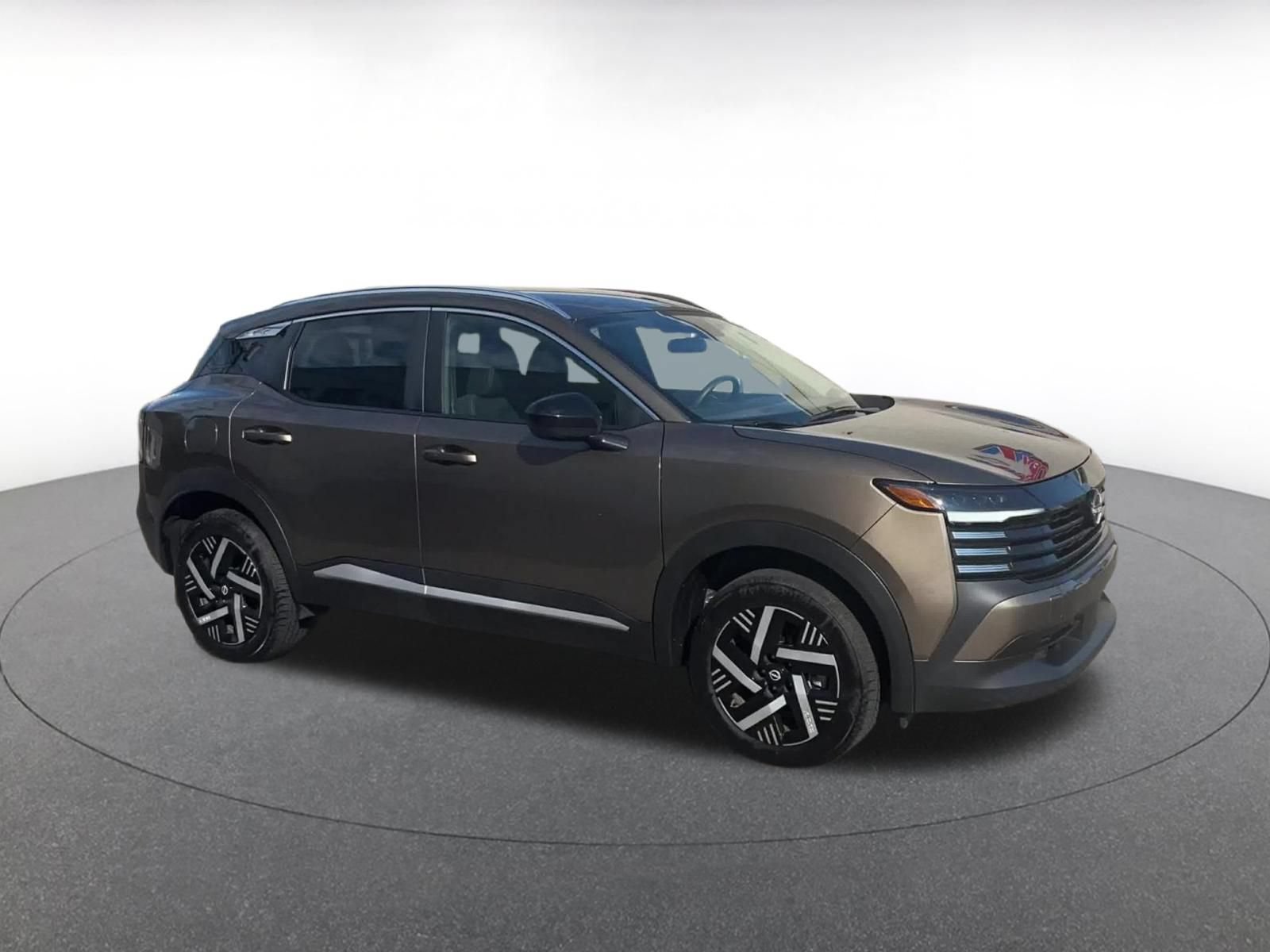 Used 2026 Nissan Kicks SV FWD video 2