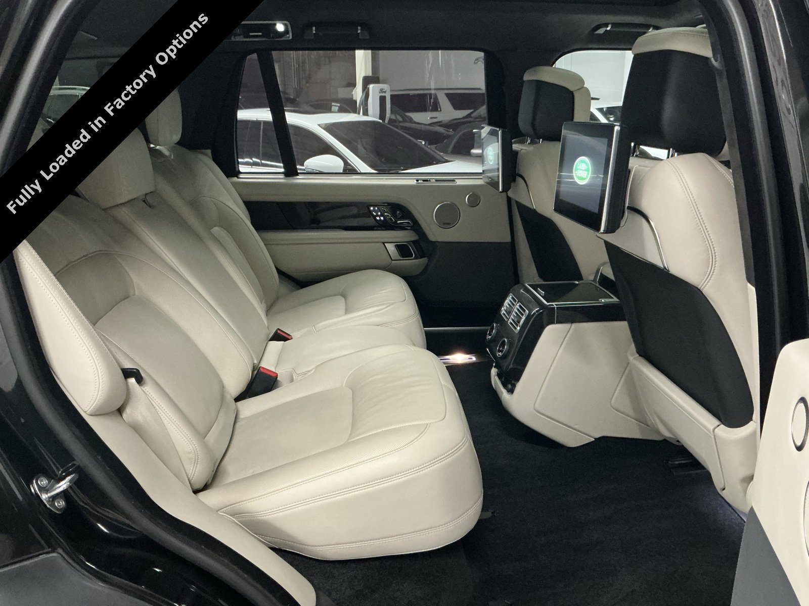 Used 2019 Land Rover Range Rover Long Wheelbase Autobiography image 14
