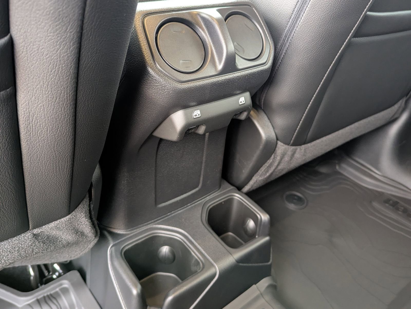 New 2026 Jeep Wrangler Sport S image 20