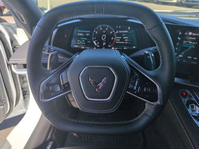 Used 2025 Chevrolet Corvette Stingray Preferred Conv w/ 2LT image 18