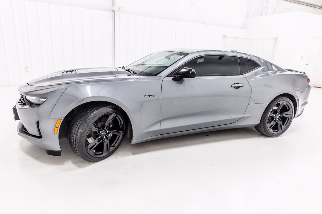 Used 2021 Chevrolet Camaro LT RWD image 4