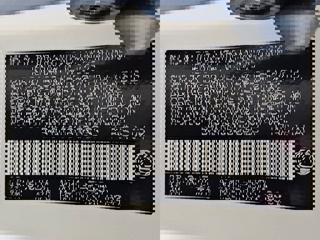 Certified 2025 Lexus ES 300h w/ Premium Package image 38