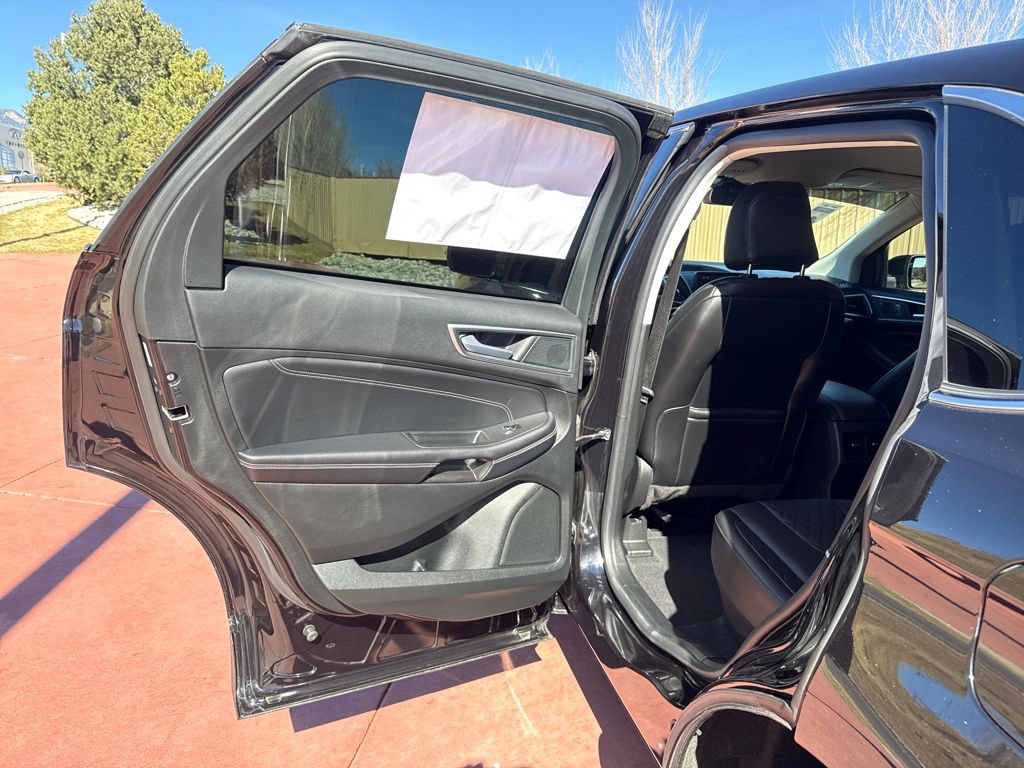 Used 2024 Ford Edge Titanium AWD/4WD image 19