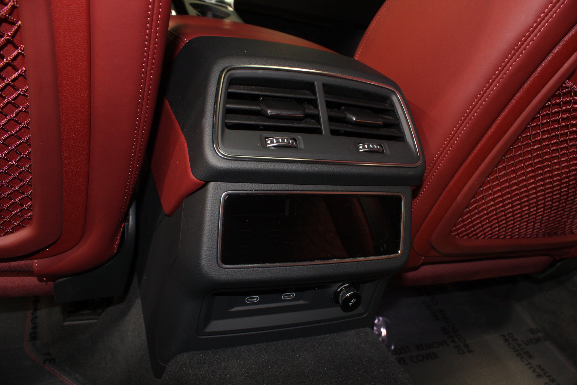 Used 2025 Audi S6 Premium Plus AWD/4WD image 42