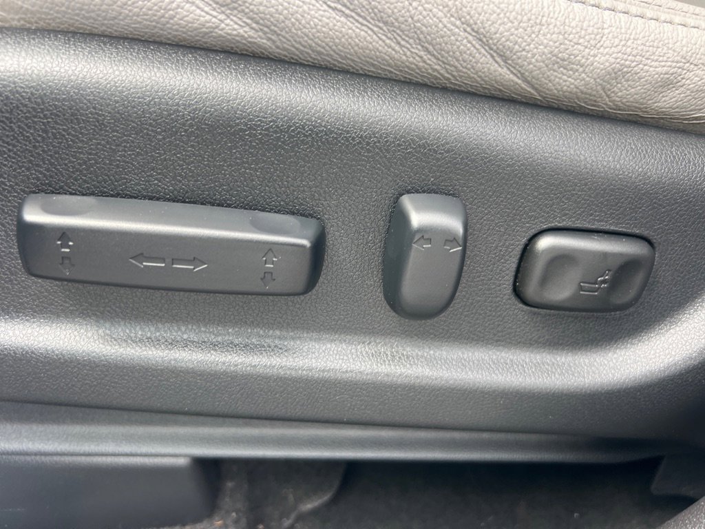 Used 2015 Honda CR-V Touring image 23