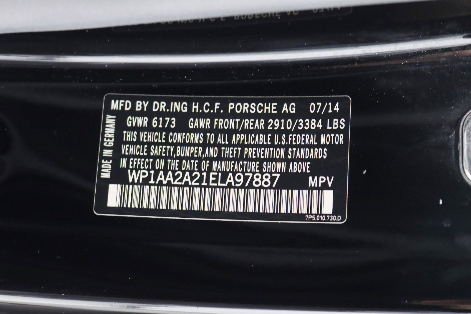 Used 2014 Porsche Cayenne Platinum Edition image 38