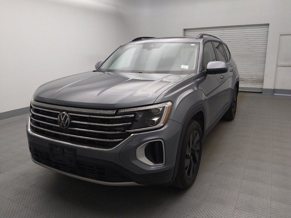 Used 2024 Volkswagen Atlas SE w/ Panoramic Sunroof Package FWD image 15