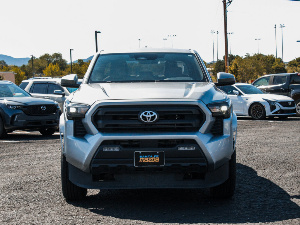 Used 2024 Toyota Tacoma SR5 AWD/4WD image 2