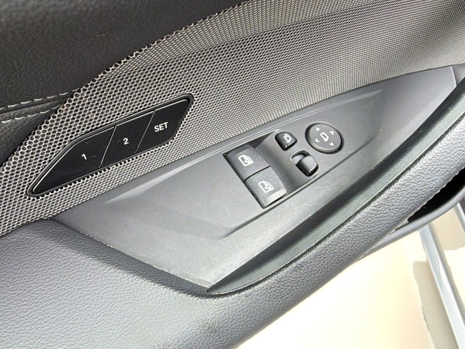 Certified 2024 BMW 430i Coupe w/ Premium Package RWD image 18