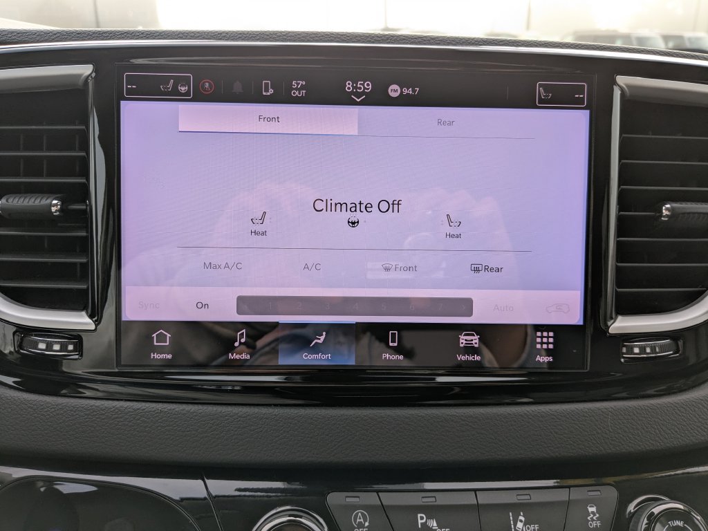 Used 2024 Chrysler Pacifica Touring-L FWD image 13