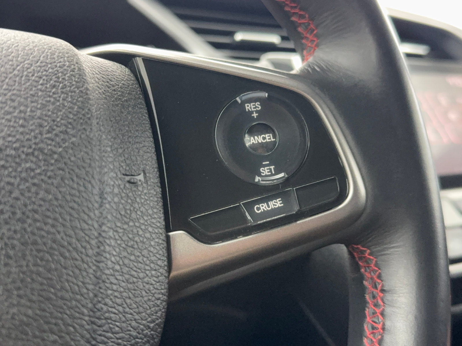 Used 2018 Honda Civic Si image 28