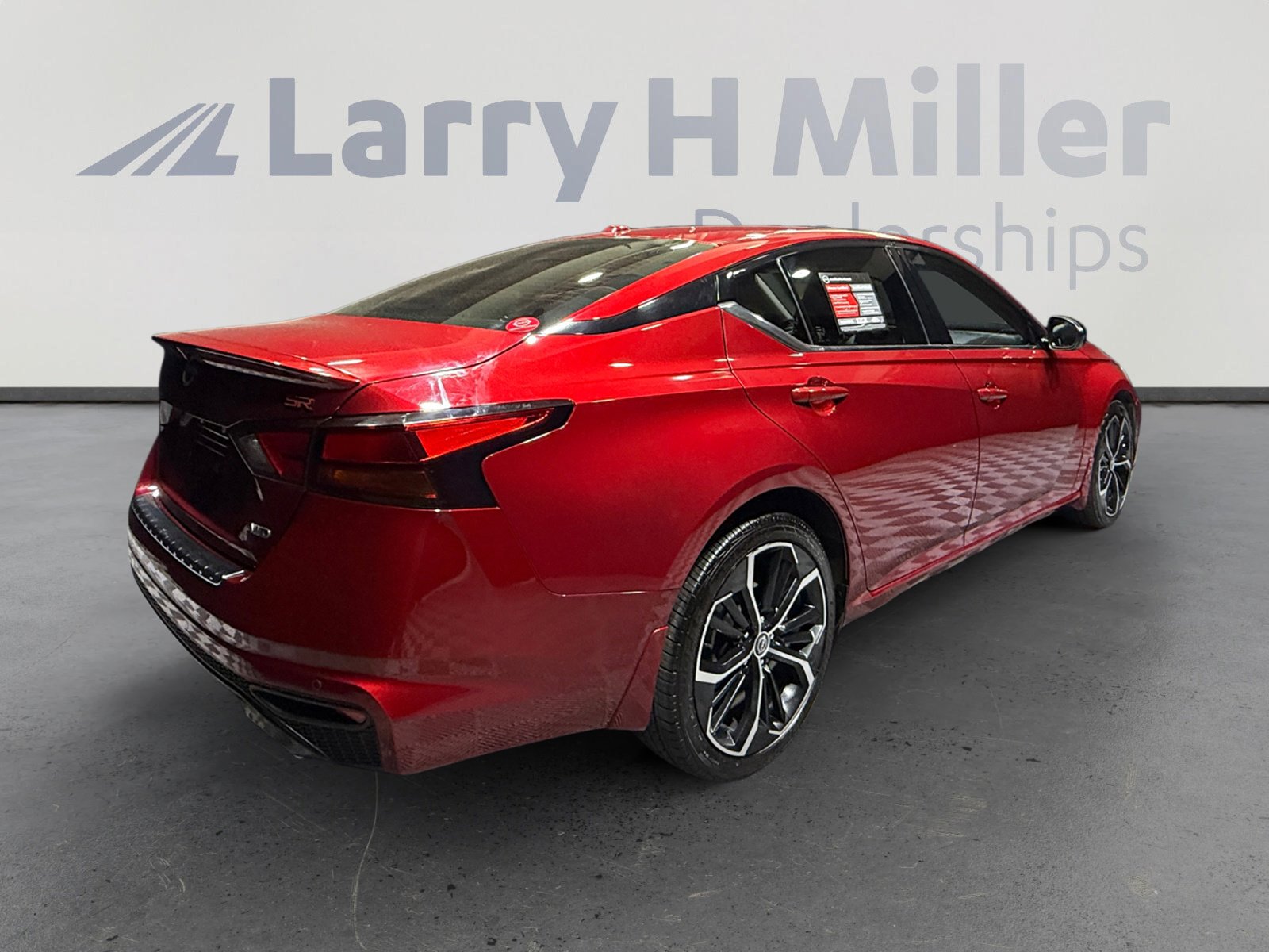 Certified 2023 Nissan Altima 2.5 SR AWD/4WD image 5