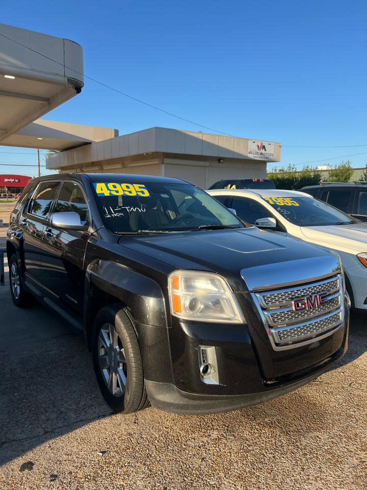 Used 2012 GMC Terrain SLE w/ LPO, Chrome Package image 2
