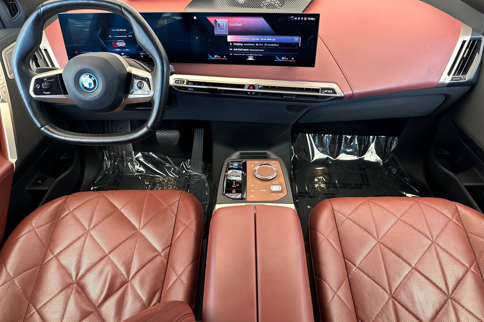 Certified 2023 BMW iX M60 w/ Executive Package AWD/4WD image 15