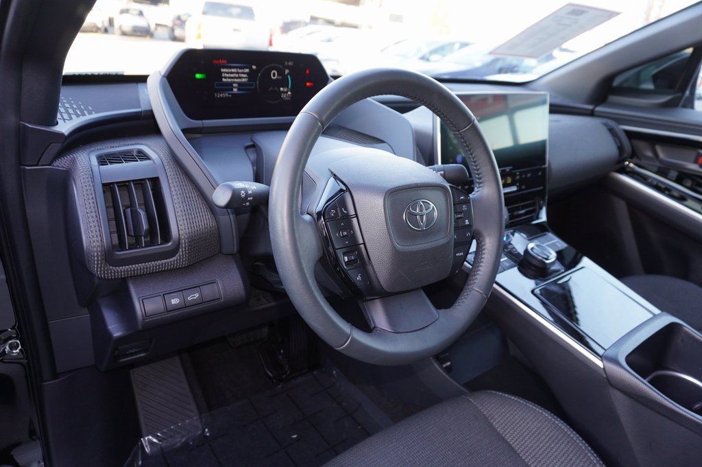 Certified 2025 Toyota bZ4X FWD image 15