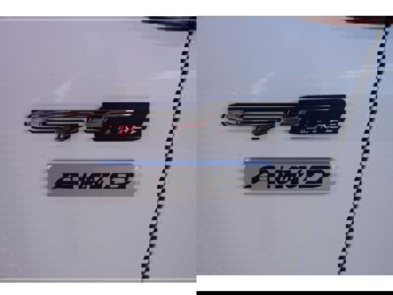 Used 2020 Kia Stinger GT-Line w/ Sun & Sound Package image 12