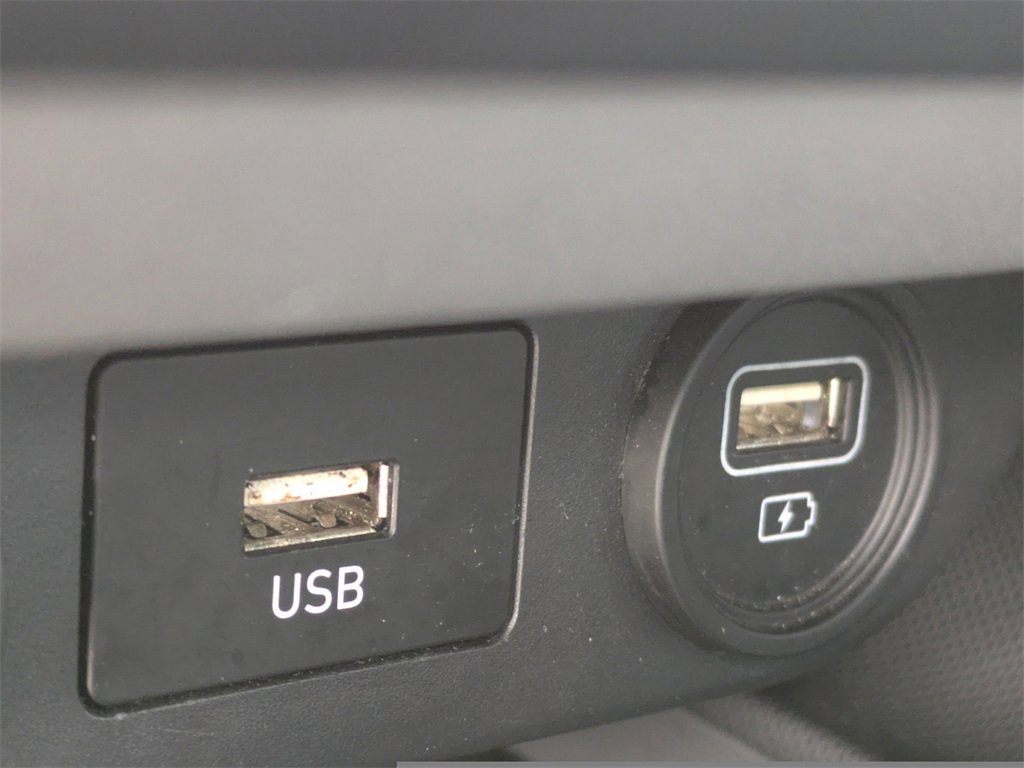 Used 2023 Hyundai Elantra SEL image 23